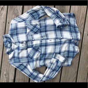 Long sleeve plaid shirt